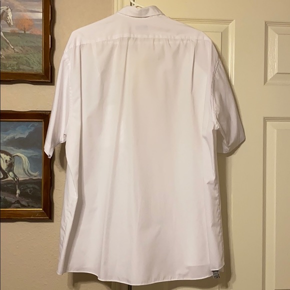 Men’s Short Sleeve Button Down Shirt - Picture 2 of 3
